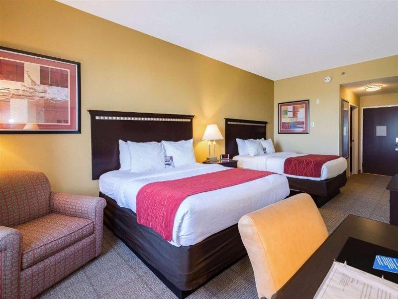 Comfort Inn & Suites Maingate South Davenport Esterno foto
