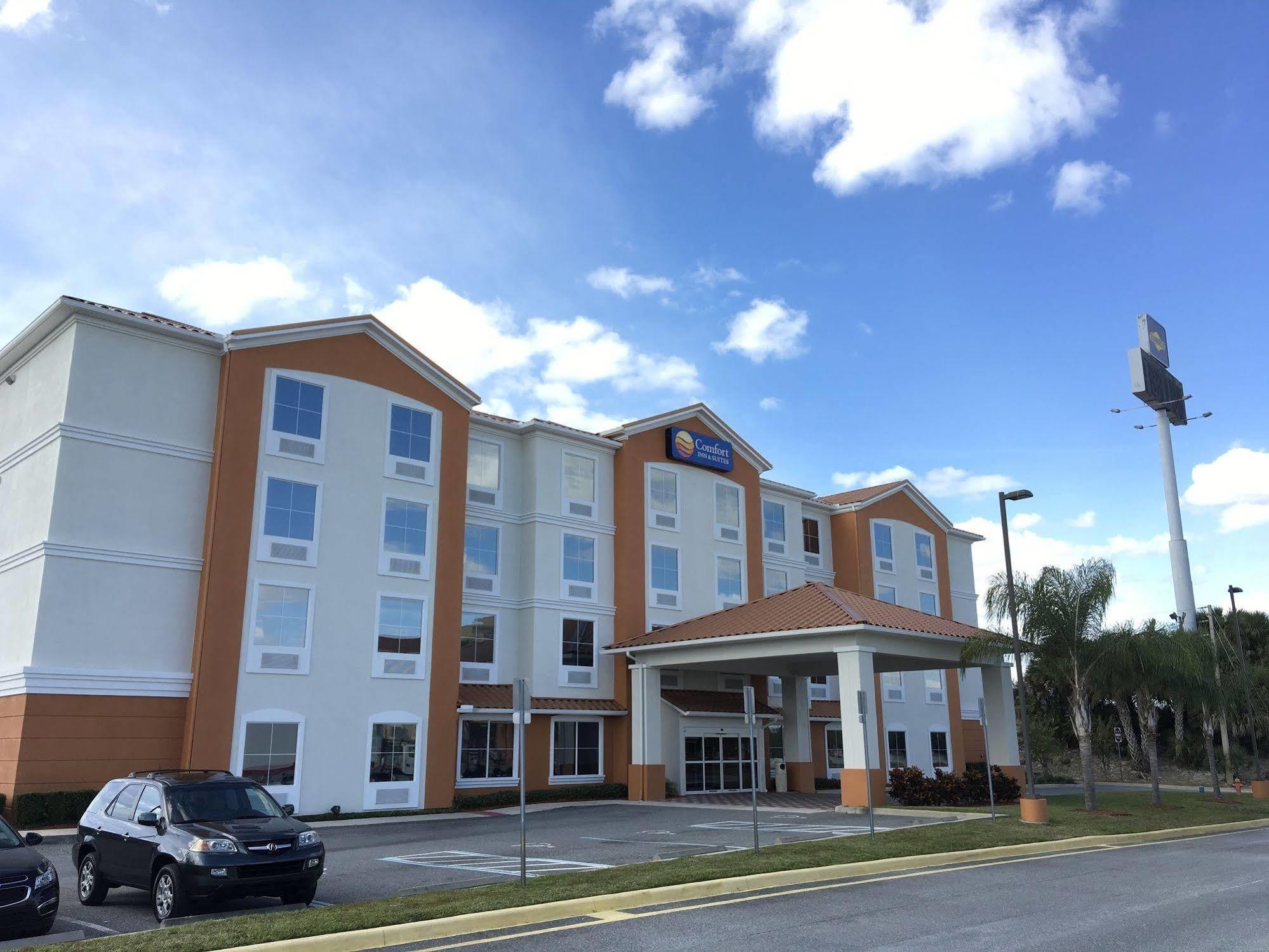Comfort Inn & Suites Maingate South Davenport Esterno foto